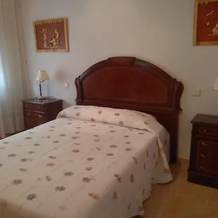 Navaluenga נוולואנגה